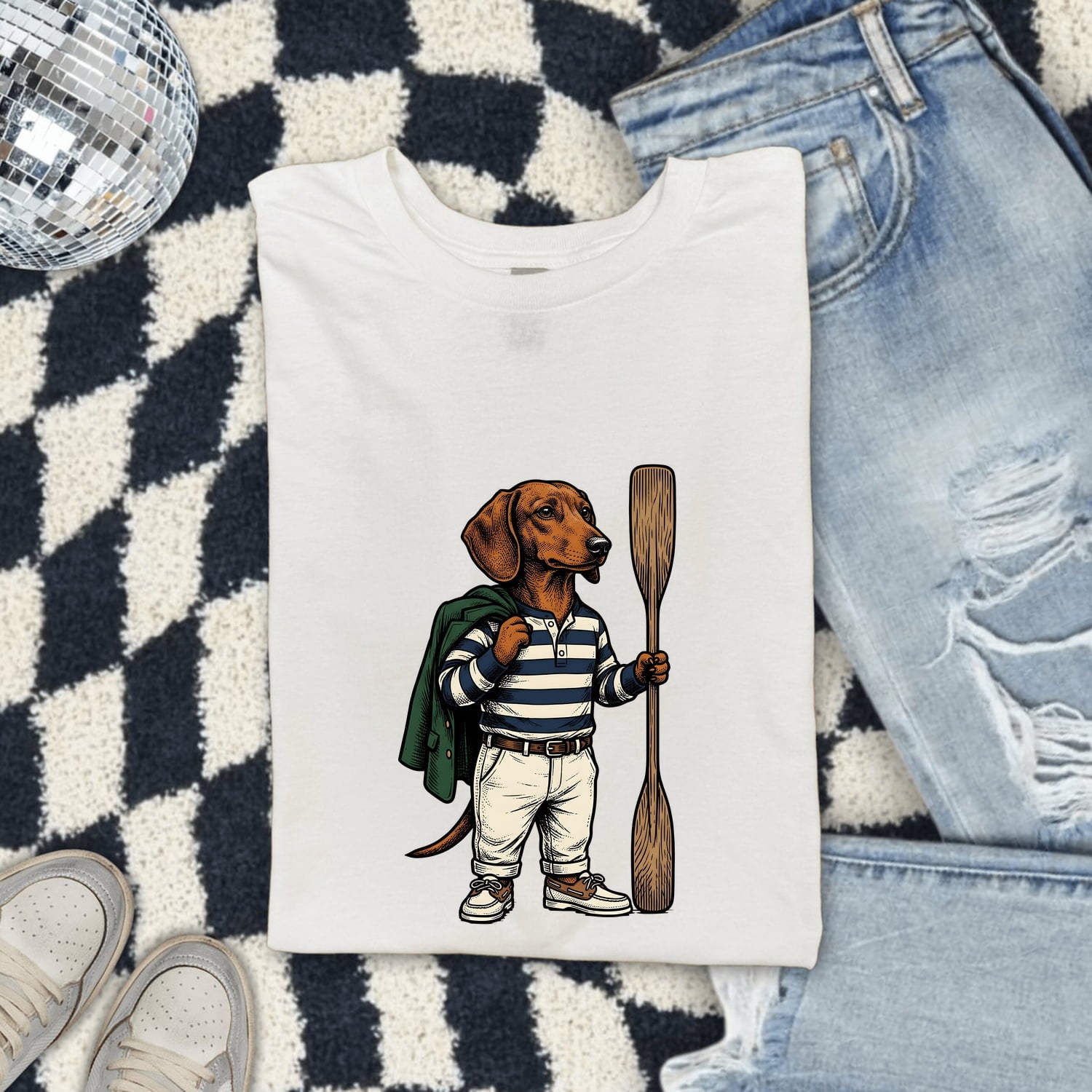 Dachshund Pet Shirt Dog Hiking Gift Women Distressed Tee Wiener Dog T-Shirt Dog Fan Vintage Tshirt Trekking Graphic Ink Drawing Canoe Paddle
