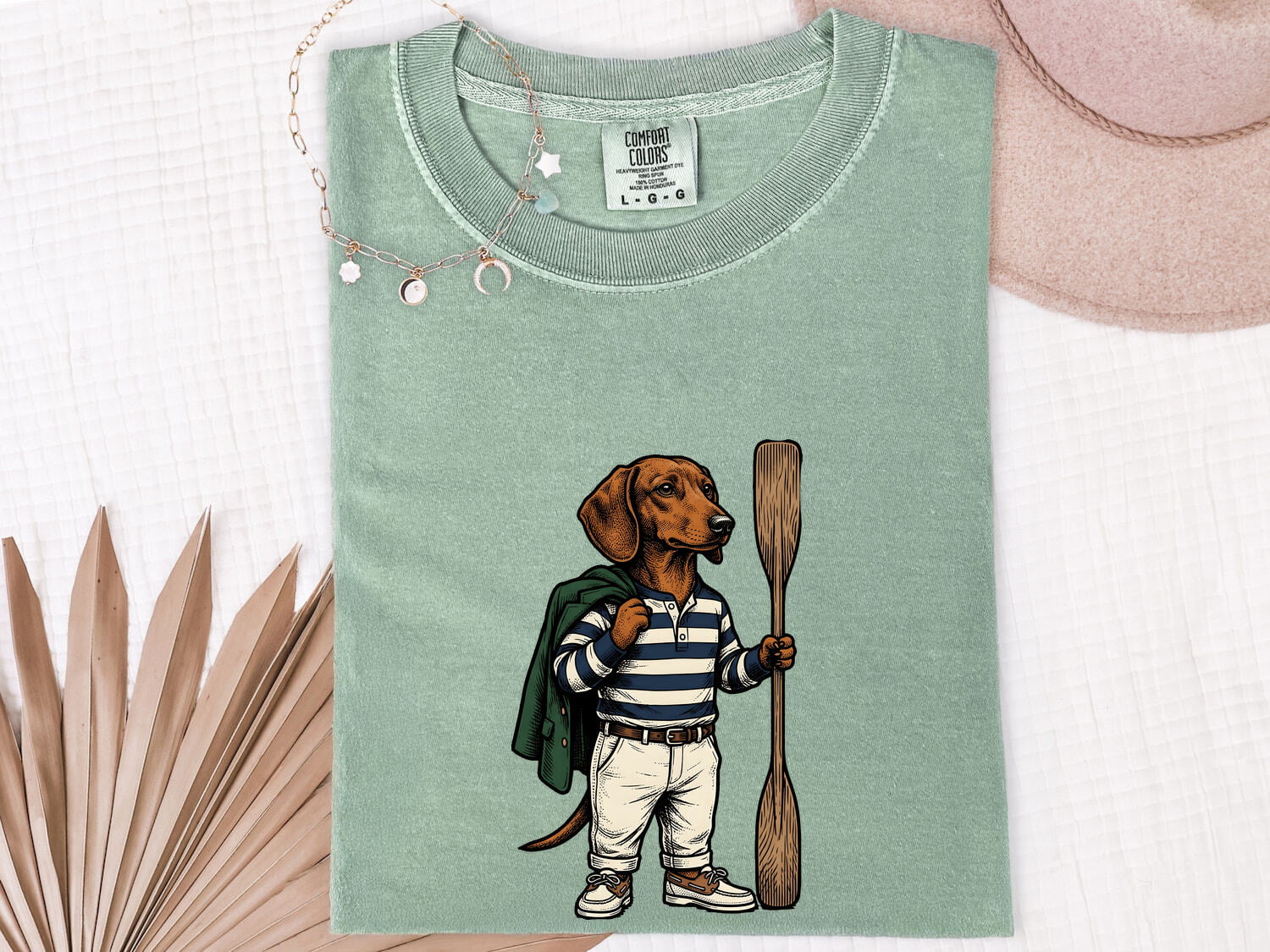 Dachshund Pet Shirt Dog Hiking Gift Women Distressed Tee Wiener Dog T-Shirt Dog Fan Vintage Tshirt Trekking Graphic Ink Drawing Canoe Paddle