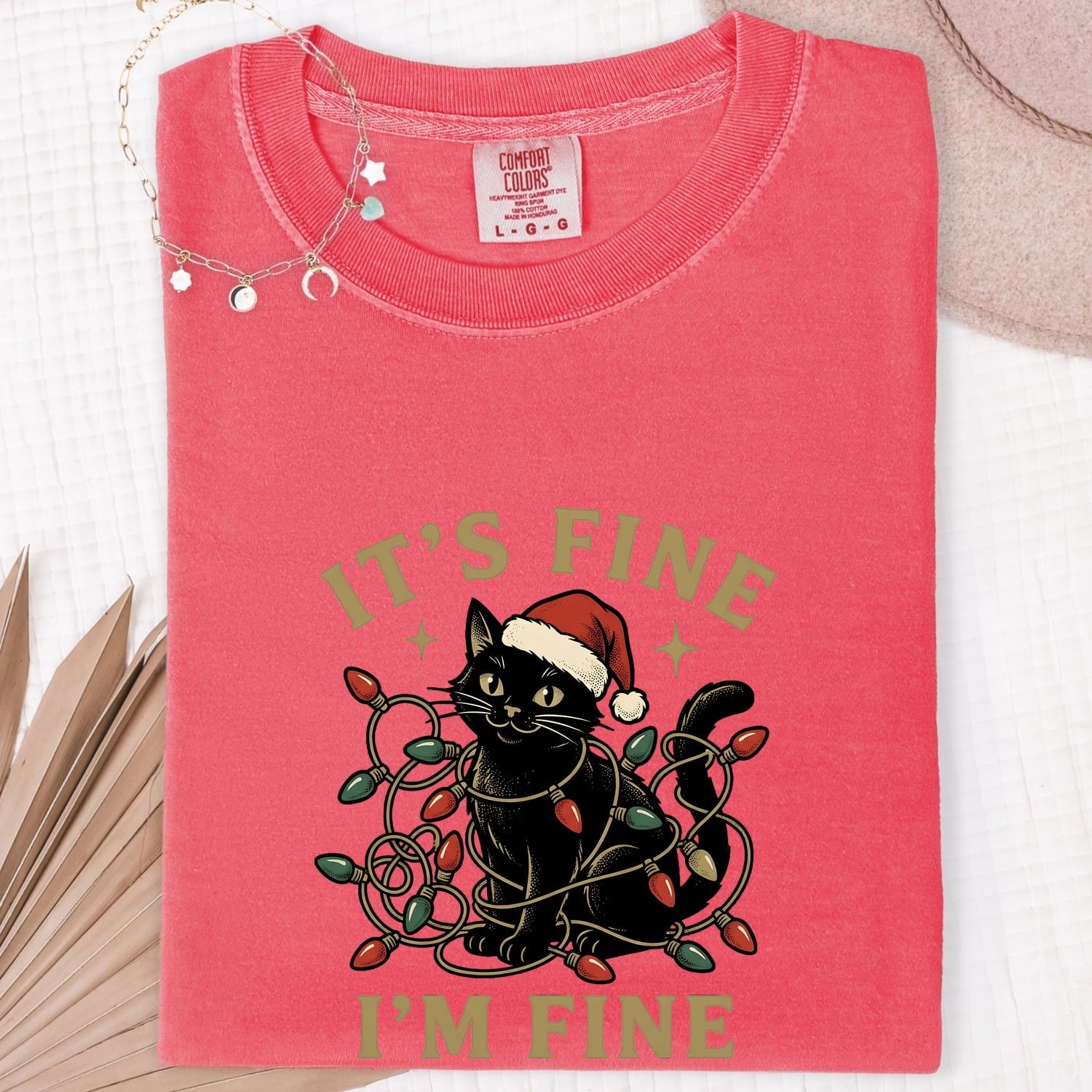 Black Kitten Shirt Christmas Pet Gift Women Retro Tee Kitten T-Shirt Xmas Fan Cat Graphic Cat Illustration Sketch Holiday Lights Tshirt