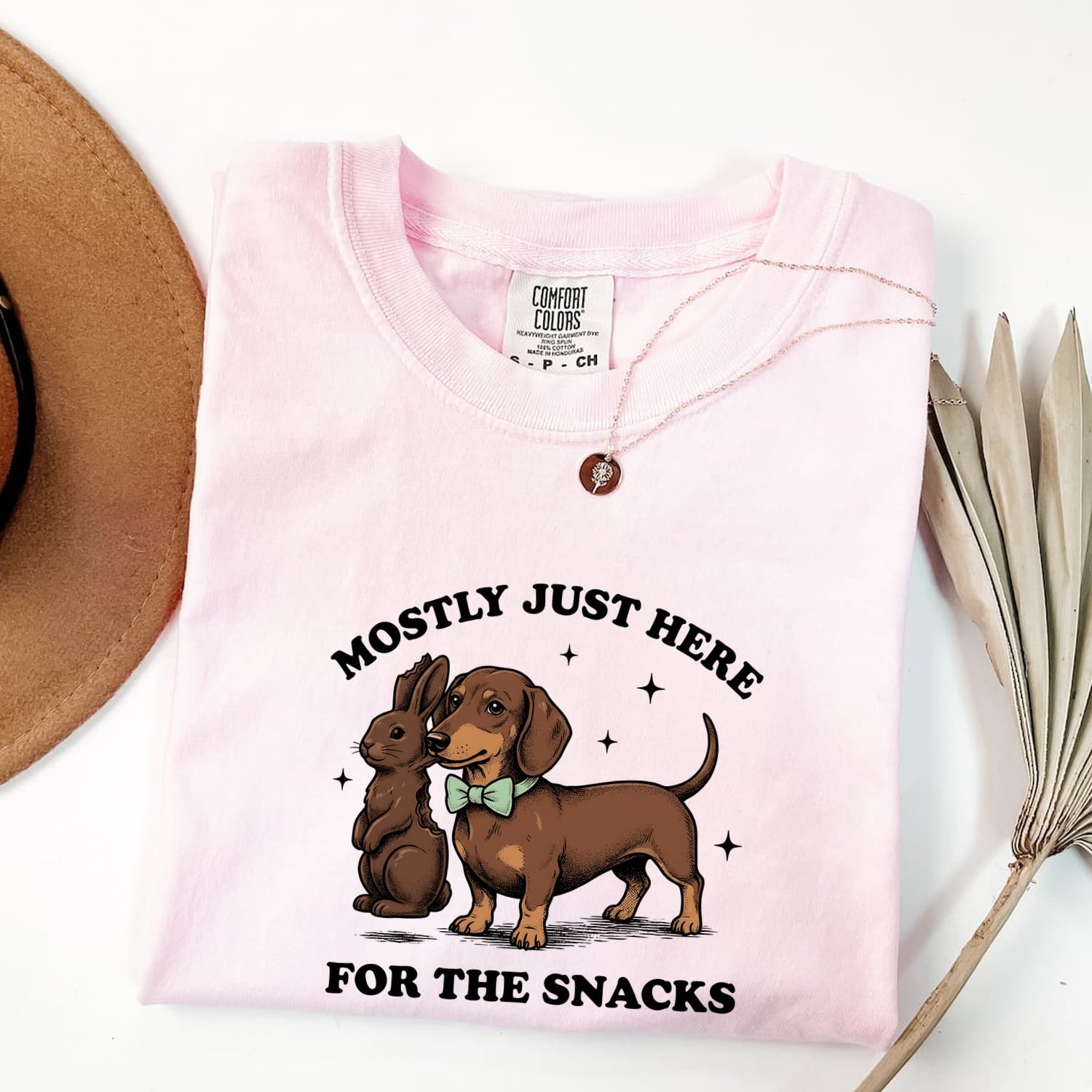 Dachshund Rabbit Shirt Easter Pet Gift Women Retro Tee Wiener Dog T-Shirt Easter Fan Doxie Graphic Tshirt Sketch Sparkles Tshirt