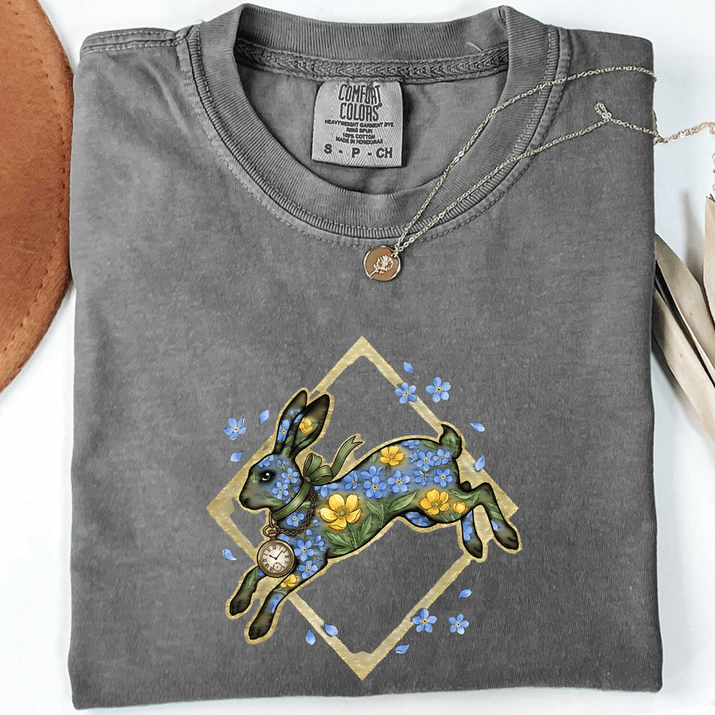 Flower Rabbit Shirt Easter Pet Gift Women Paint Tee Bunny T-Shirt Easter Fan Artistic Tshirt Animal Graphic Retro Watch Tshirt