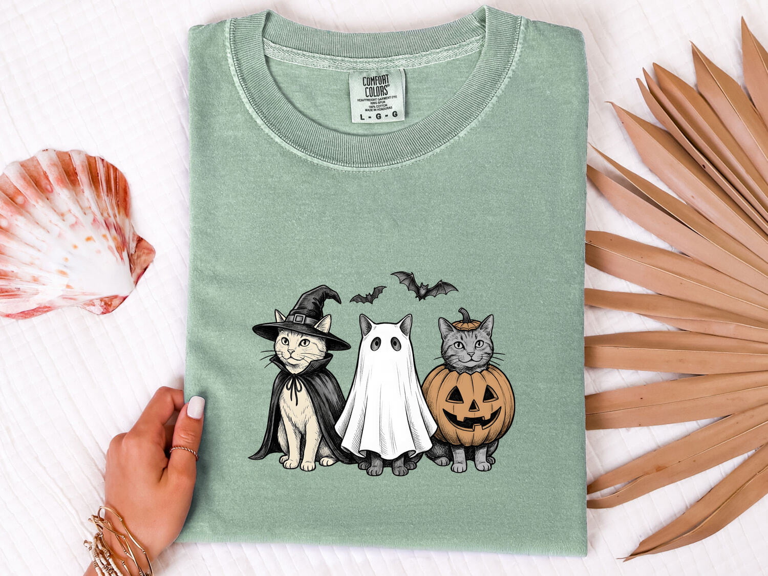 Kitty Outfit Shirt Halloween Pet Gift Women Sketch Tee Cat Costume T-Shirt Horror Fan Cat Illustration Graphic Retro Jack-O-Lantern Tshirt