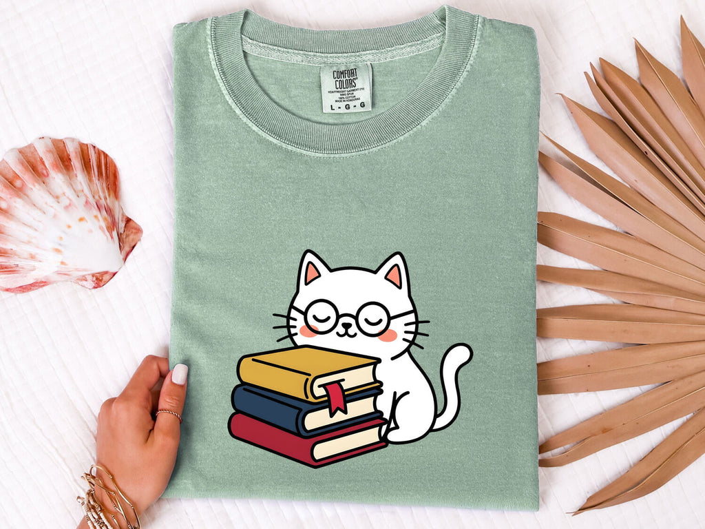 Cat Glasses Shirt Cat Bookworm Gift Women Kawaii Tee Spectacles T-Shirt Feline Fan Cute Tshirt Bibliophile Graphic Cartoon Books Tshirt