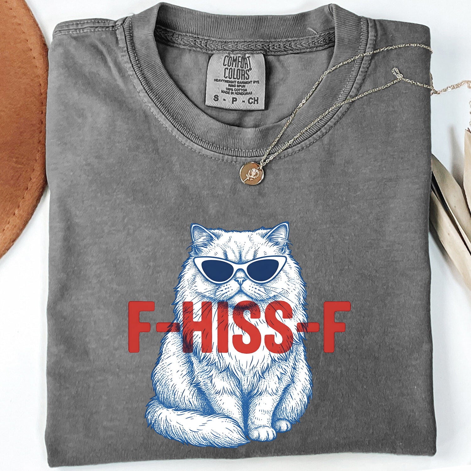 Cat Shades Shirt Cat Humor Gift Women Hand Drawn Tee Sunglasses T-Shirt Kitty Fan Illustrated Tshirt Funny Graphic Retro Large Font Tshirt