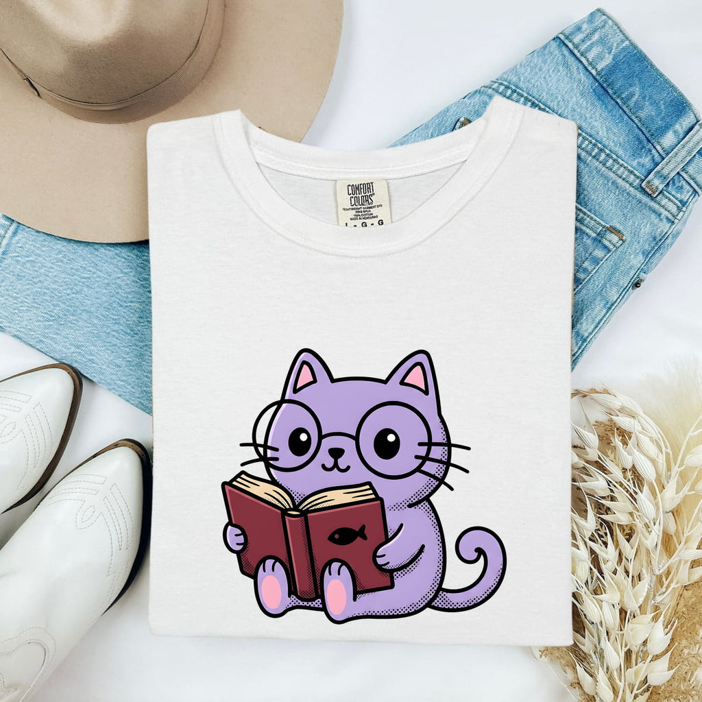 Cat Reading Shirt Cat Bookworm Gift Women Kawaii Tee Kitten T-Shirt Feline Fan Cute Tshirt Bibliophile Graphic Cartoon Glasses Tshirt