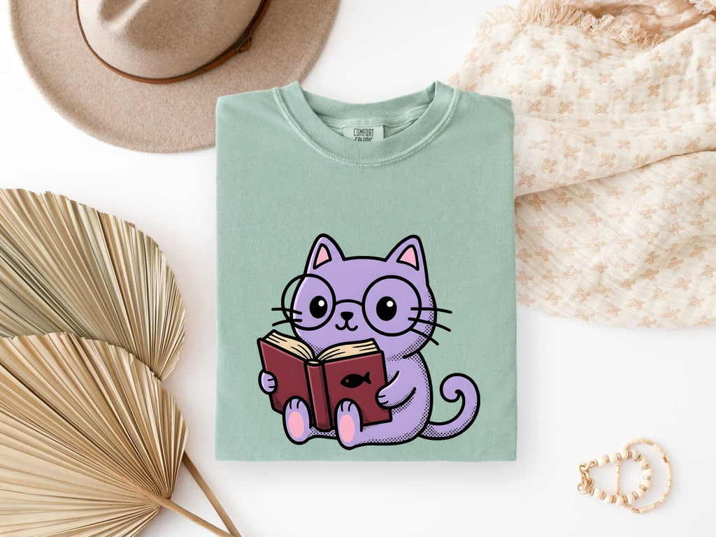 Cat Reading Shirt Cat Bookworm Gift Women Kawaii Tee Kitten T-Shirt Feline Fan Cute Tshirt Bibliophile Graphic Cartoon Glasses Tshirt