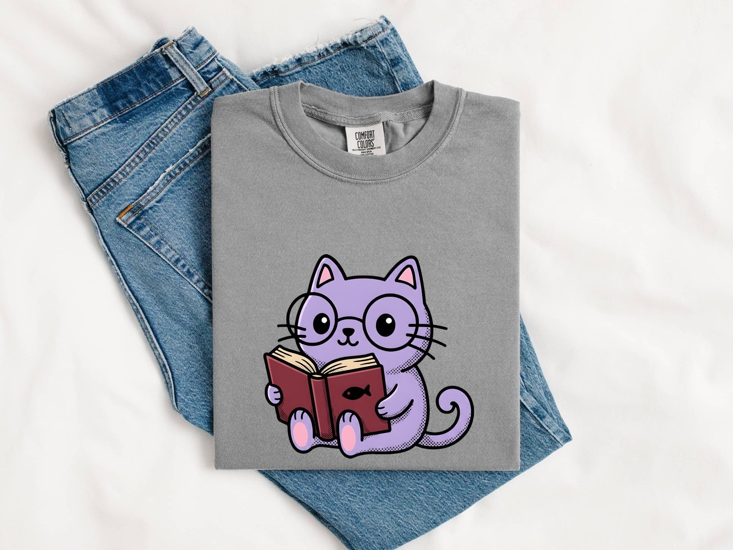 Cat Reading Shirt Cat Bookworm Gift Women Kawaii Tee Kitten T-Shirt Feline Fan Cute Tshirt Bibliophile Graphic Cartoon Glasses Tshirt