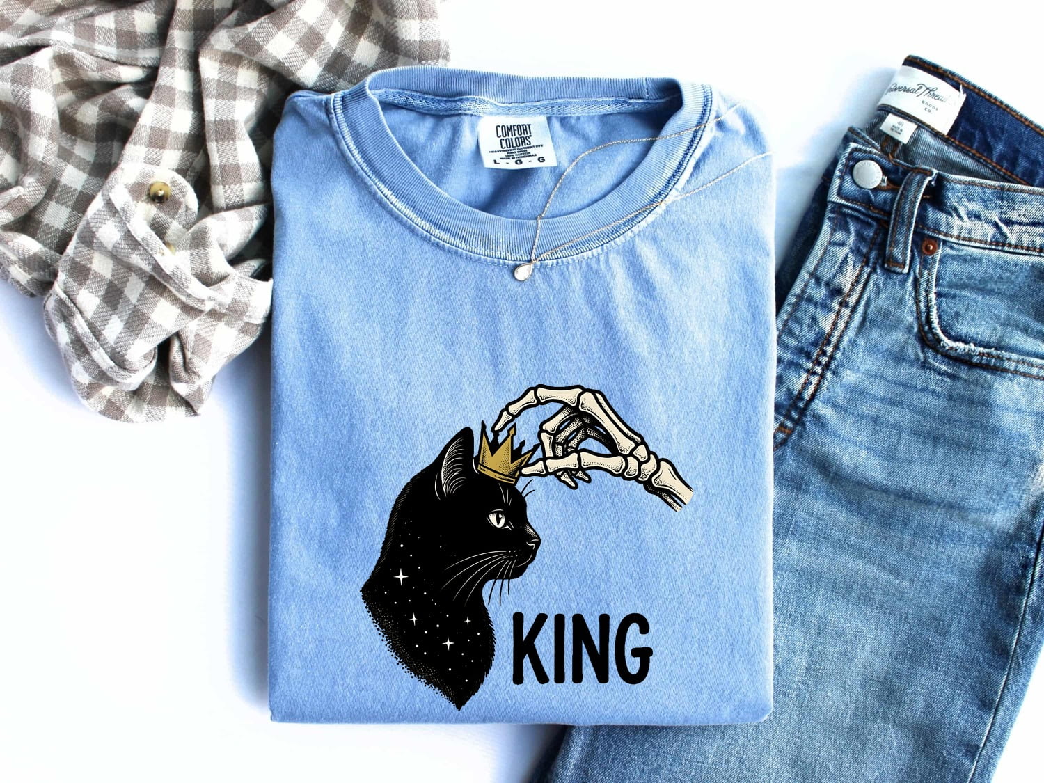 Black Cat Crown Shirt Cat Halloween Gift Women Gothic Tee Cat Crown T-Shirt Cat Fan Dark Tshirt Spooky Graphic Vintage Skeleton Hand Tshirt