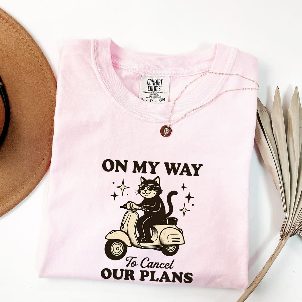Kitten Scooter Shirt Funny Pet Gift Women Comic Tee Kitten T-Shirt Humor Fan Cartoon Tshirt Animal Graphic Vintage Shades Tshirt
