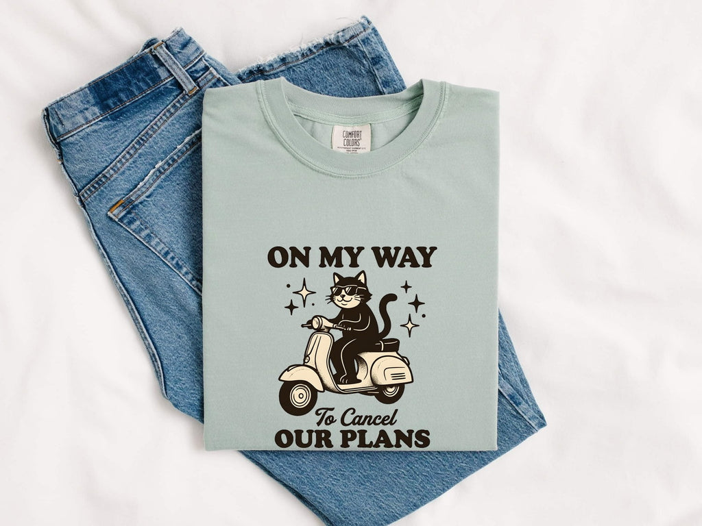 Kitten Scooter Shirt Funny Pet Gift Women Comic Tee Kitten T-Shirt Humor Fan Cartoon Tshirt Animal Graphic Vintage Shades Tshirt