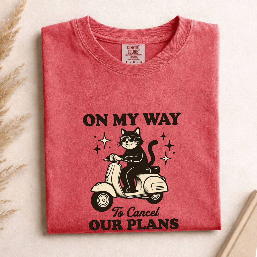 Kitten Scooter Shirt Funny Pet Gift Women Comic Tee Kitten T-Shirt Humor Fan Cartoon Tshirt Animal Graphic Vintage Shades Tshirt
