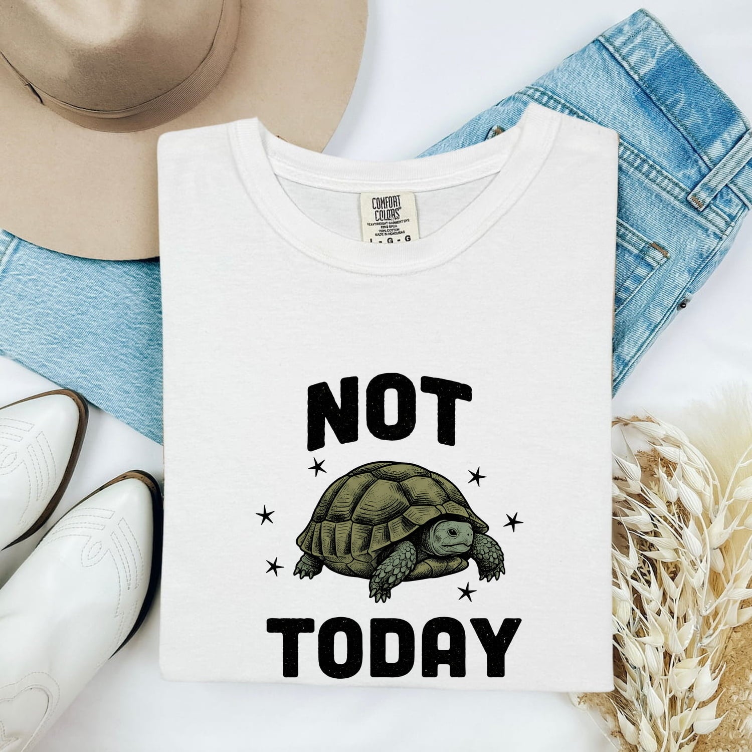 Tortoise Illustration Shirt Cute Pets Gift Women Hand Drawn Tee Turtle T-Shirt Adorable Fan Illustrated Tshirt Animal Graphic Cartoon Star