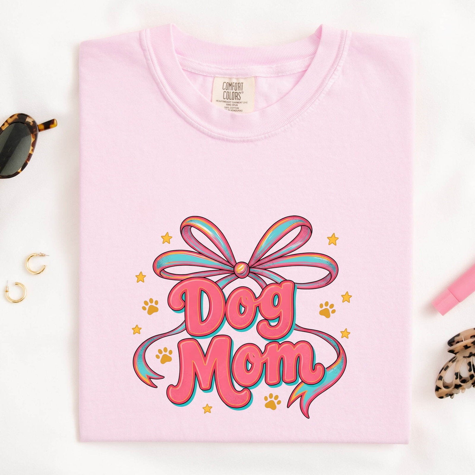 Bow Graphic Shirt Dog Mom Pet Gift Women Colorful Tee Graphic T-Shirt Dog Fan Vibrant Tshirt Animal Design Retro Paw Print Tshirt