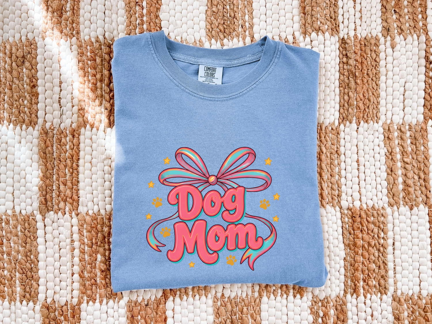 Bow Graphic Shirt Dog Mom Pet Gift Women Colorful Tee Graphic T-Shirt Dog Fan Vibrant Tshirt Animal Design Retro Paw Print Tshirt