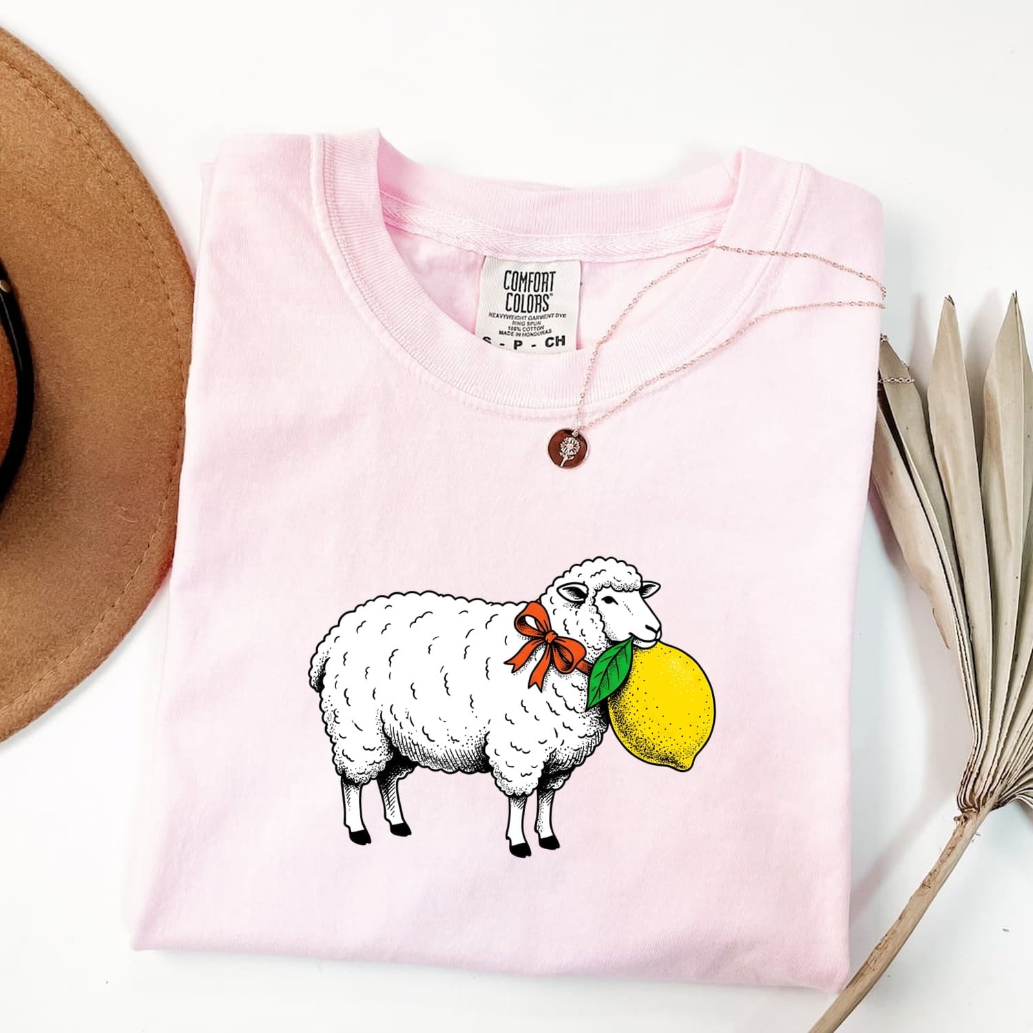 Lamb Illustration Shirt St Valentines Day Pet Gift Women Cute Tee Sheep T-Shirt Valentine Fan Kawaii Tshirt Animal Graphic Retro Citrus