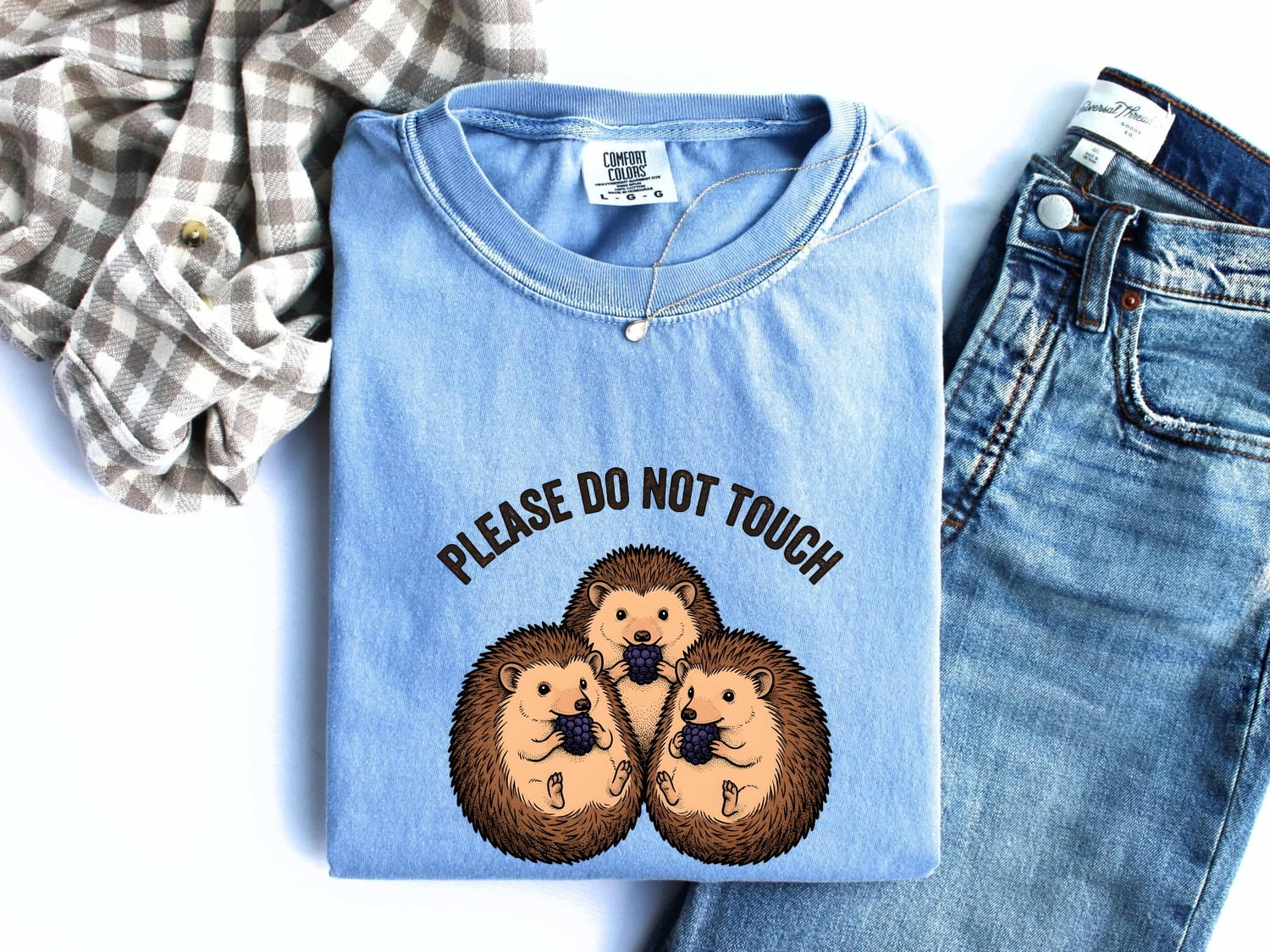 Hedgehog Shirt for Women – Funny Quirky Cartoon Apple Meme Graphic Tee