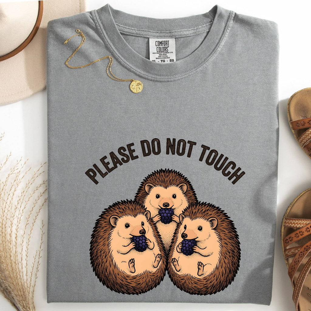 Hedgehog Shirt for Women – Funny Quirky Cartoon Apple Meme Graphic Tee