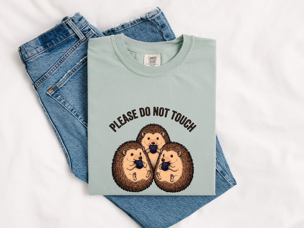 Hedgehog Shirt for Women – Funny Quirky Cartoon Apple Meme Graphic Tee