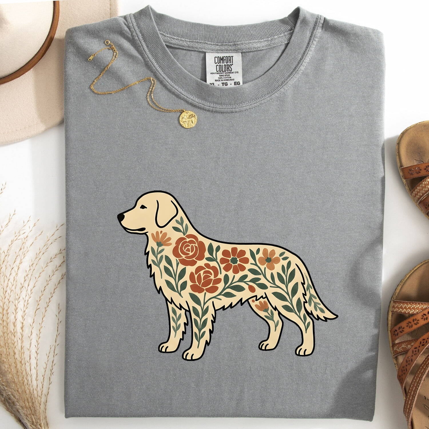Golden Retriever Shirt Dog Garden Gift Women Boho Chic Tee Retriever T-Shirt Dog Fan Canine Graphic Indigenous Blossom Tshirt
