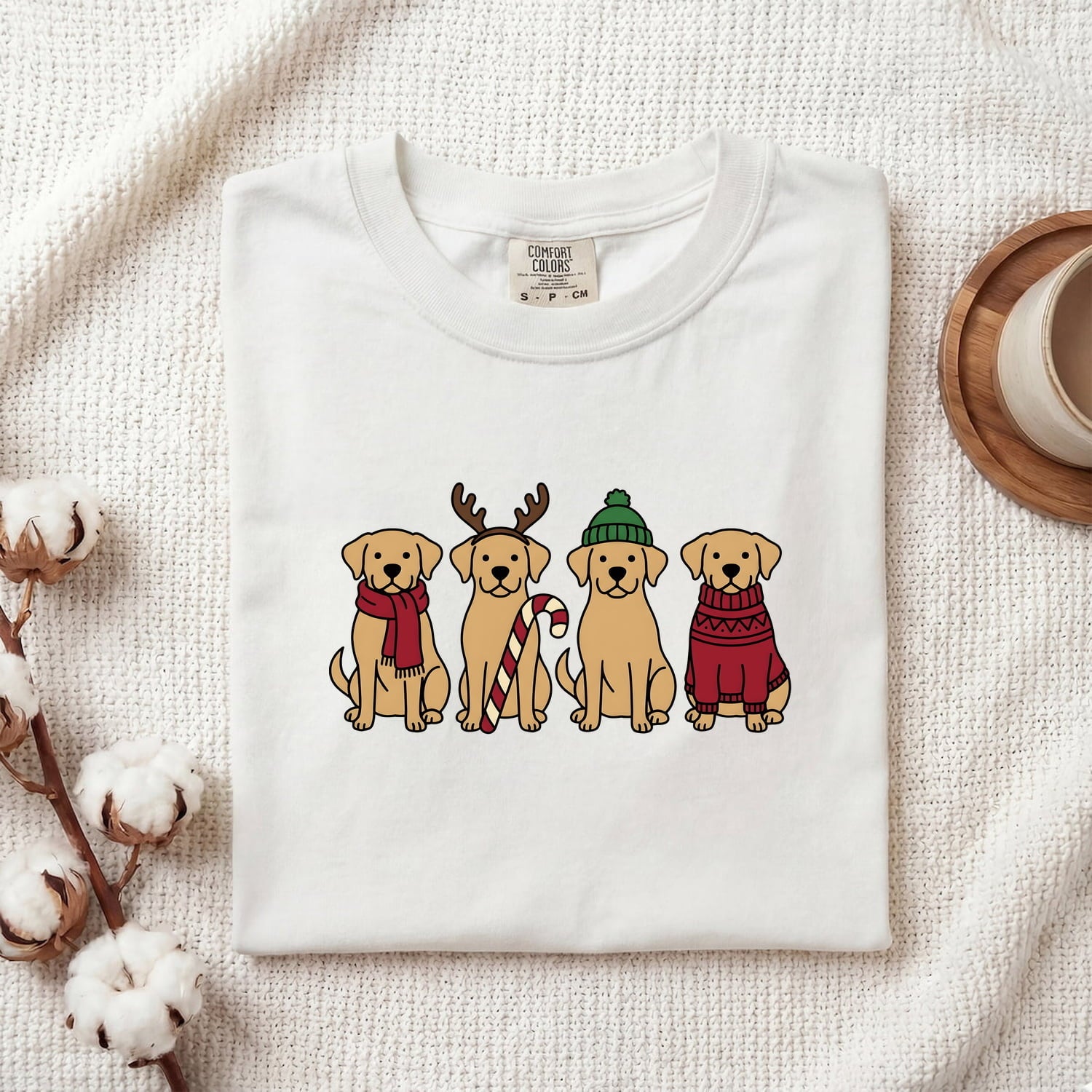 Labrador Dog Shirt Dog Xmas Gift Women Cartoonish Tee Labradors T-Shirt Dog Fan Labrador Tshirt Holiday Graphic Sleek Christmas Outfit