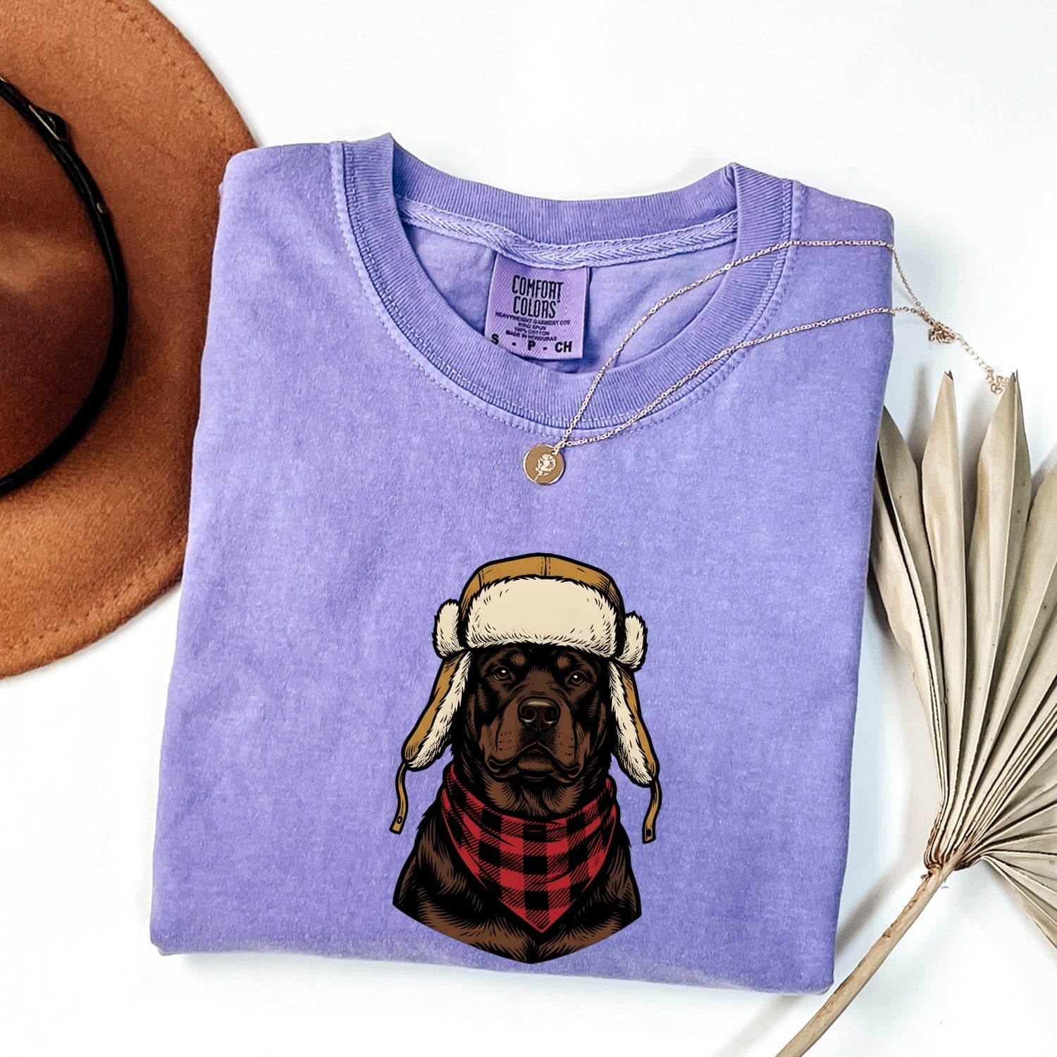 Rottweiler Dog Shirt Dog Outdoors Gift Women Vintage Tee Rottweiler T-Shirt Dog Fan Retro Tshirt Adventure Graphic Hand Drawn Trapper Hat