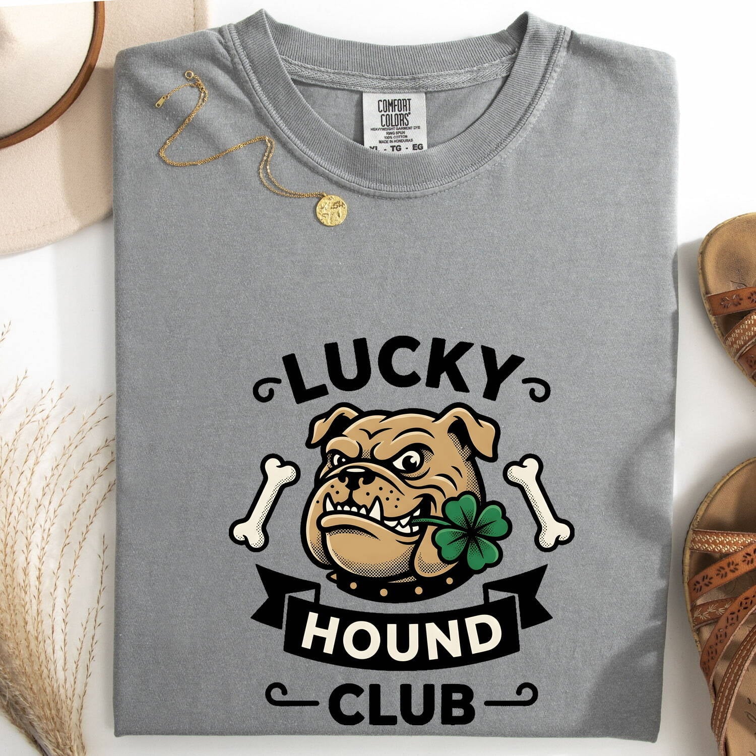 Bulldog Shirt St Patrick's Day Puppy Gift Women Line Art Tee Bulldog T-Shirt St Patricks Fan Bulldog Illustration Classic Irish Clover