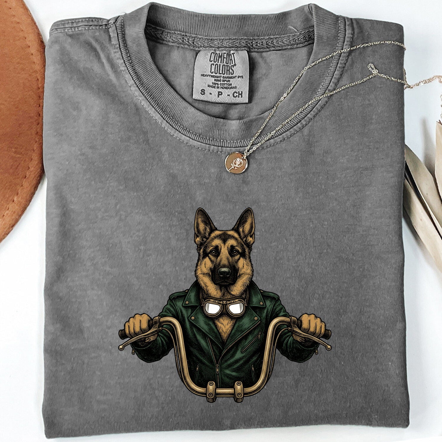 German Shepherd Bike Rider Shirt Dog Motorcycle Gear Gift Women Old School Tee Alsatian T-Shirt Dog Fan Shepherd Tshirt Biker Graphic Line