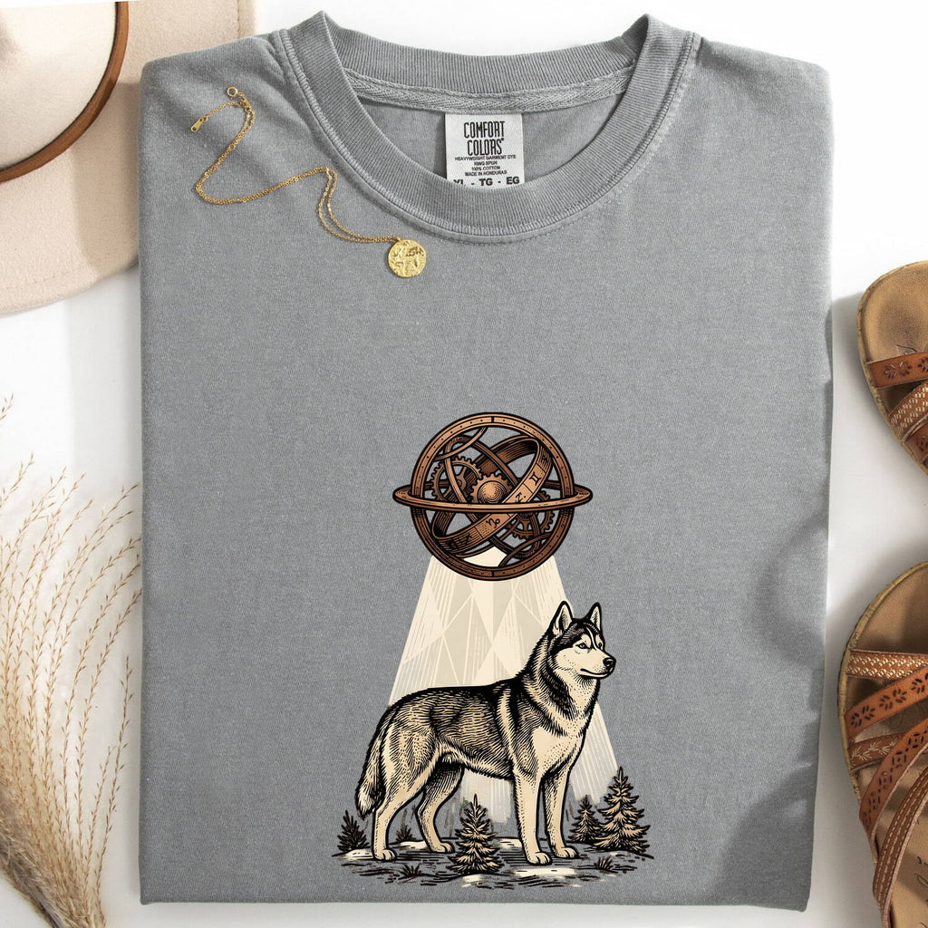 Husky Dog Shirt Dog Nature Gift Women Vintage Tee Siberian Husky T-Shirt Dog Owner Fan Husky Graphic Tshirt Hand Drawn Celestial Sphere