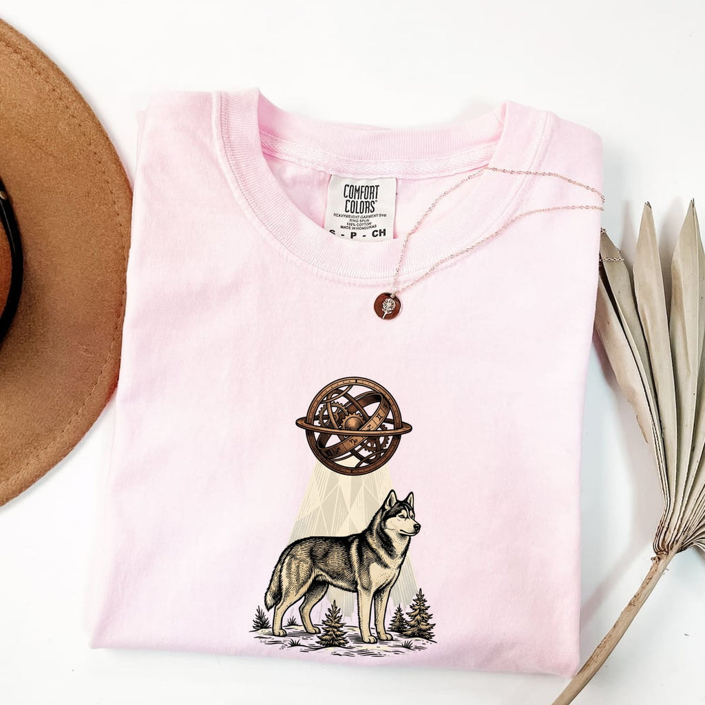 Husky Dog Shirt Dog Nature Gift Women Vintage Tee Siberian Husky T-Shirt Dog Owner Fan Husky Graphic Tshirt Hand Drawn Celestial Sphere
