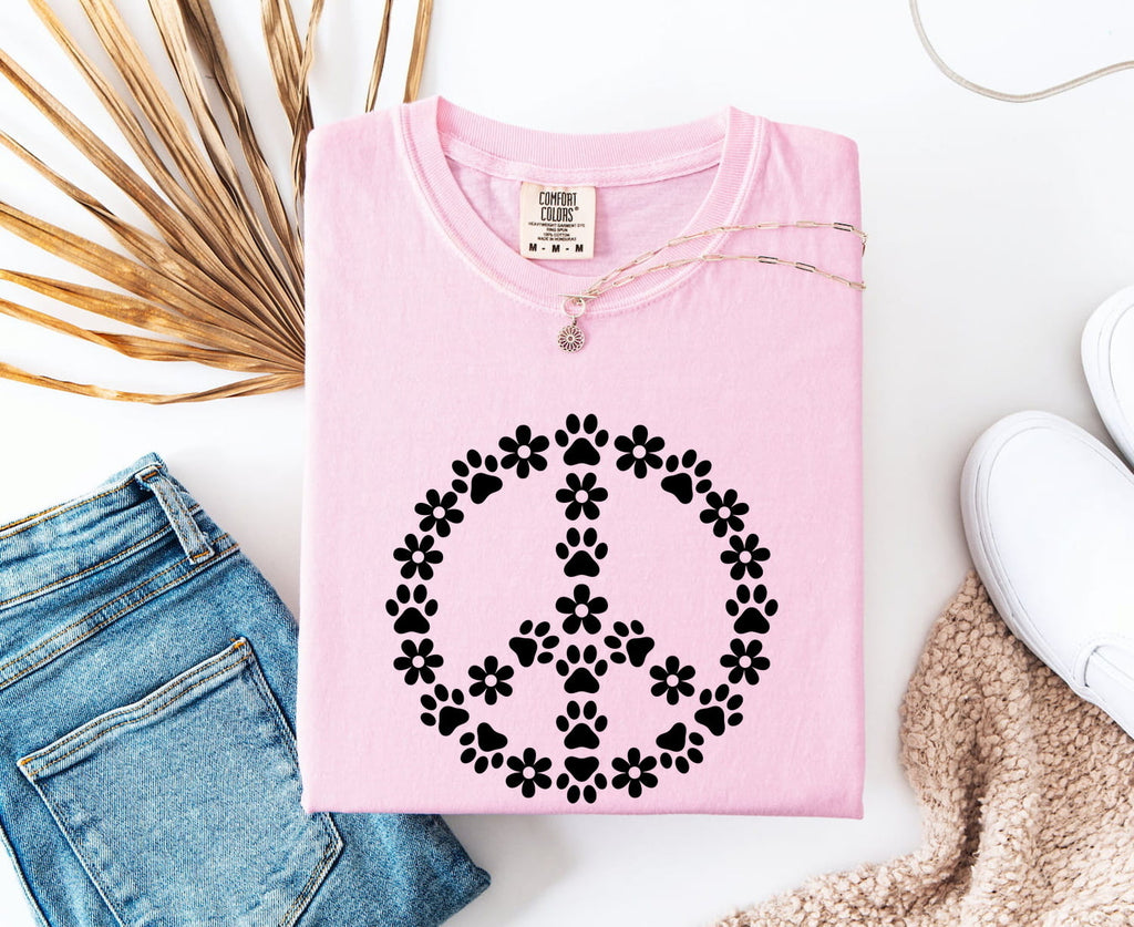 Paw Print Peace Shirt Dog Bohemian Gift Women Tribal Tee Peace Sign T-Shirt Dog Fan Tribalism Tshirt Hippie Graphic Clean Daisy Petals