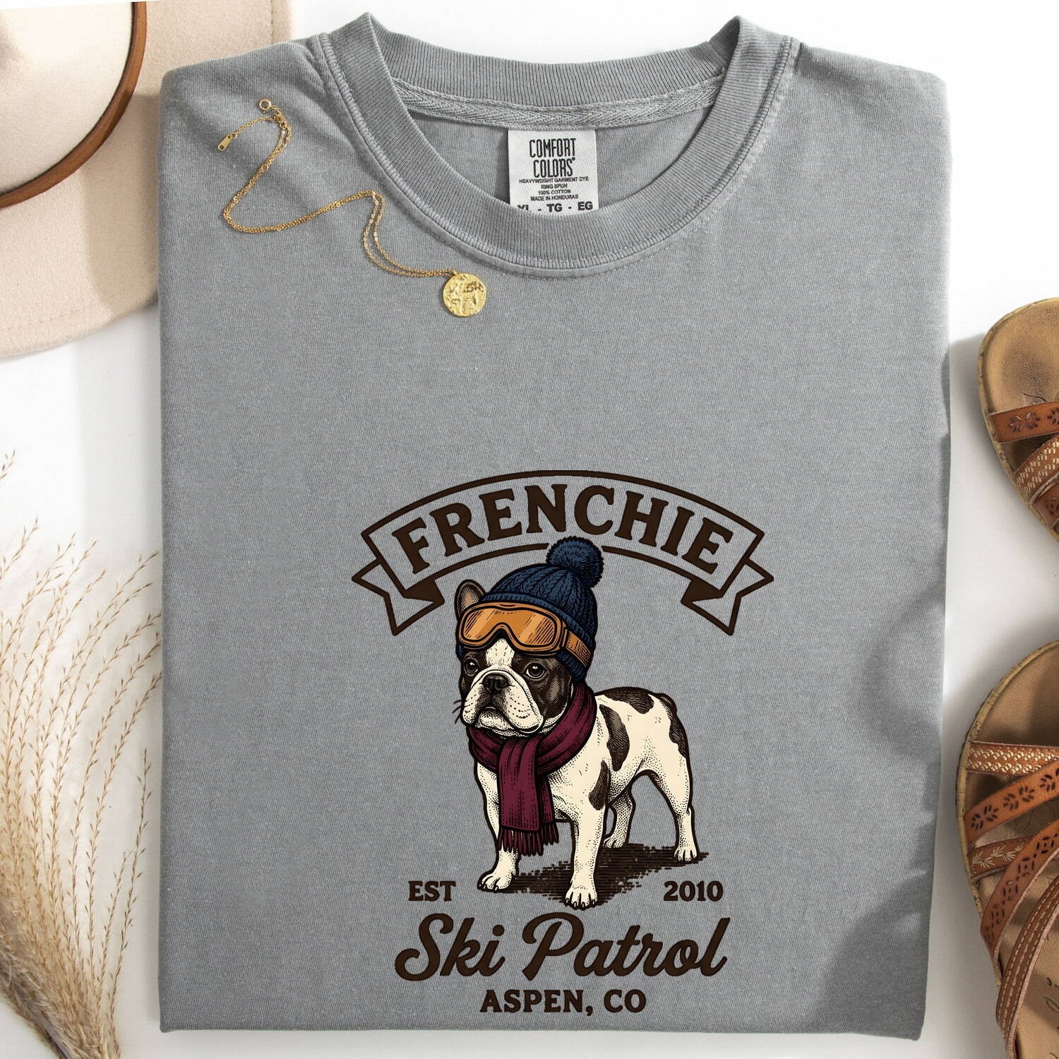 French Bulldog Shirt Dog Ice Gift Women Distressed Tee Bouledogue Francais T-Shirt Dog Fan Vintage Tshirt Frosty Graphic Doodle Ski Costume