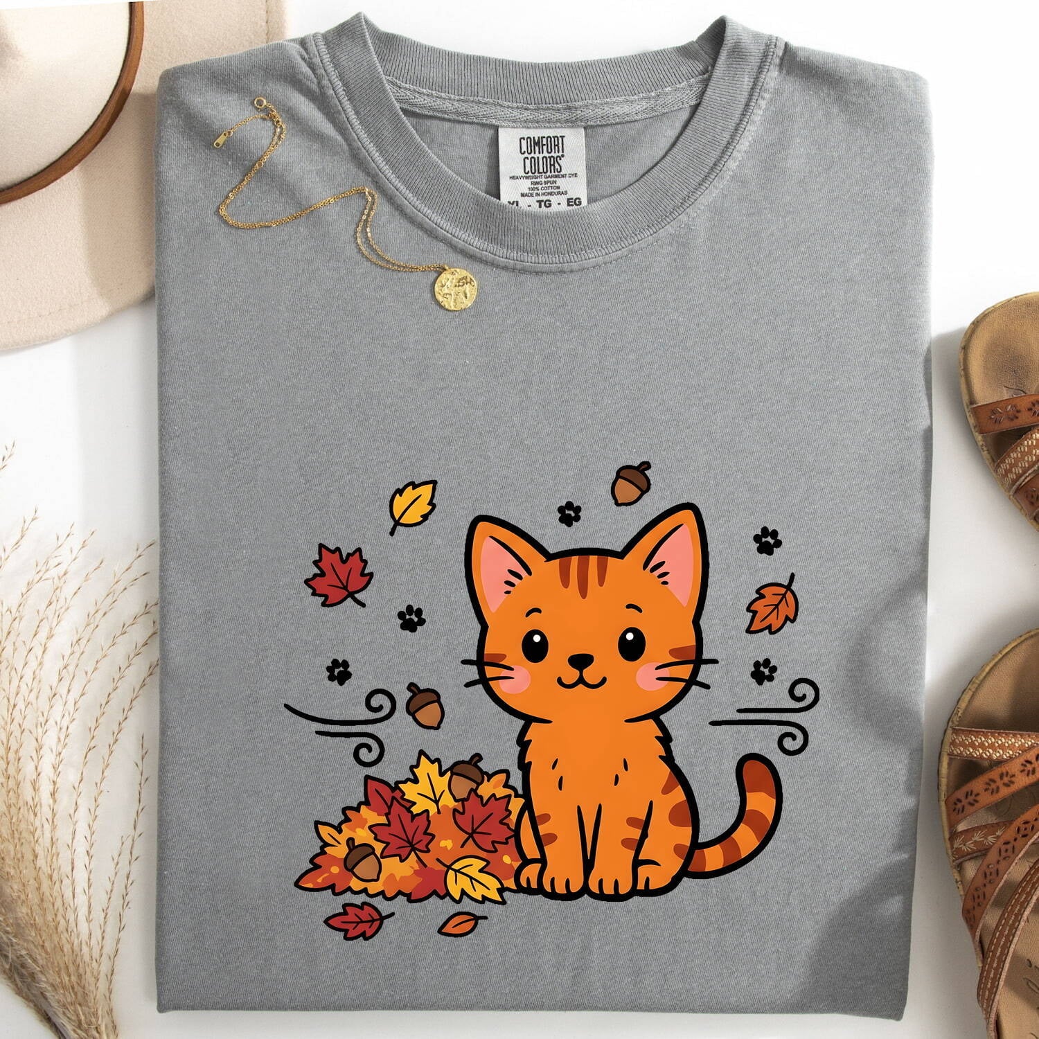 Tangerine Cat Shirt Cat Pumpkin Gift Women Charming Tee Orange Cat T-Shirt Feline Fan Cute Tshirt Autumn Graphic Doodle Colored Leaves