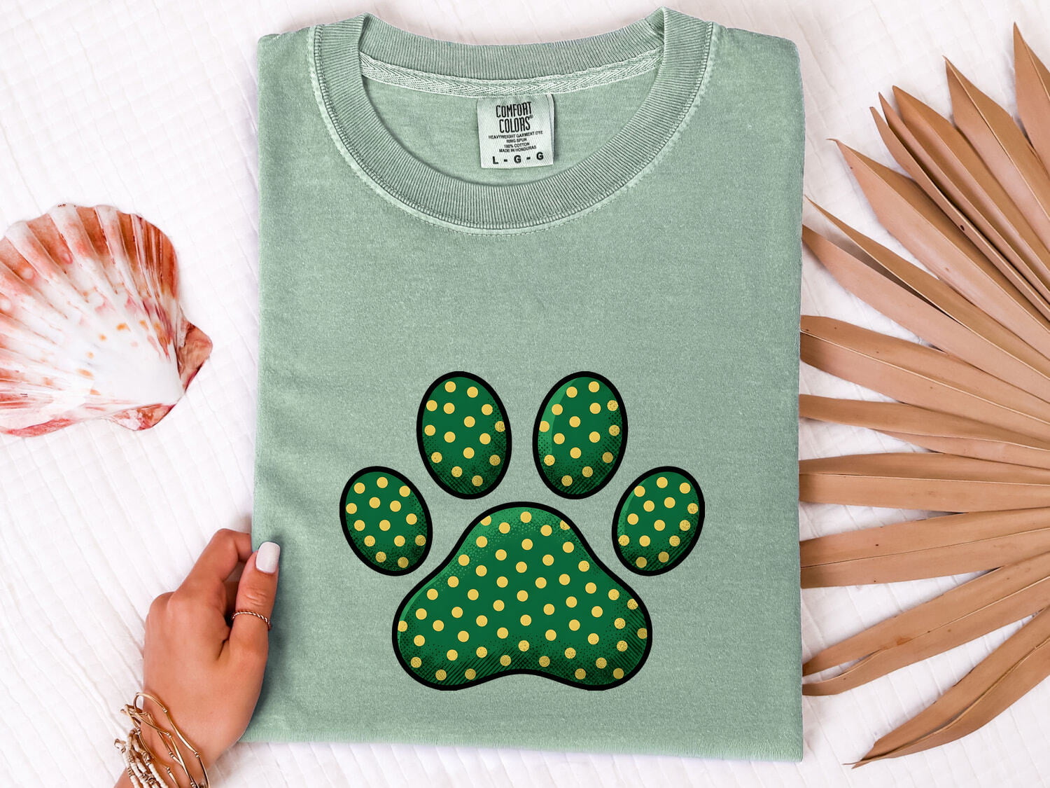 Paw Mark Shirt St Patrick's Day Cat Gift Women Hand Drawn Tee Paw Print T-Shirt Shamrock Fan Claw Graphic Tshirt Old School Spot Pattern
