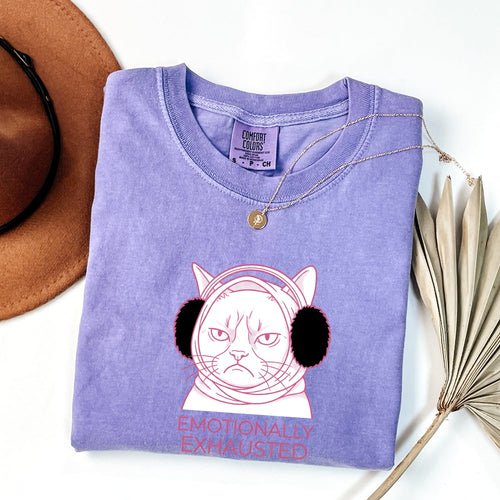 Annoyed Cat Shirt Cat Comedy Gift Women Cartoon Tee Kitty T-Shirt Feline Fan Cartoonish Tshirt Humor Graphic Contemporary Ear Warmers Tshirt