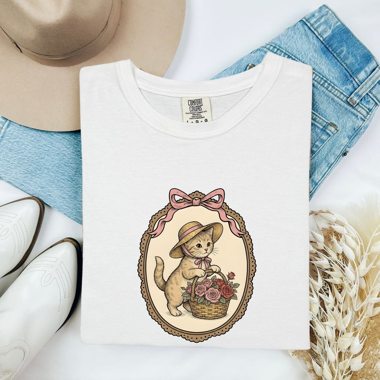 Kitten Basket Shirt Cat Garden Gift Women Vintage Tee Cat Bed T-Shirt Cat Fan Feline Tshirt Floral Graphic Line Art Roses Tshirt