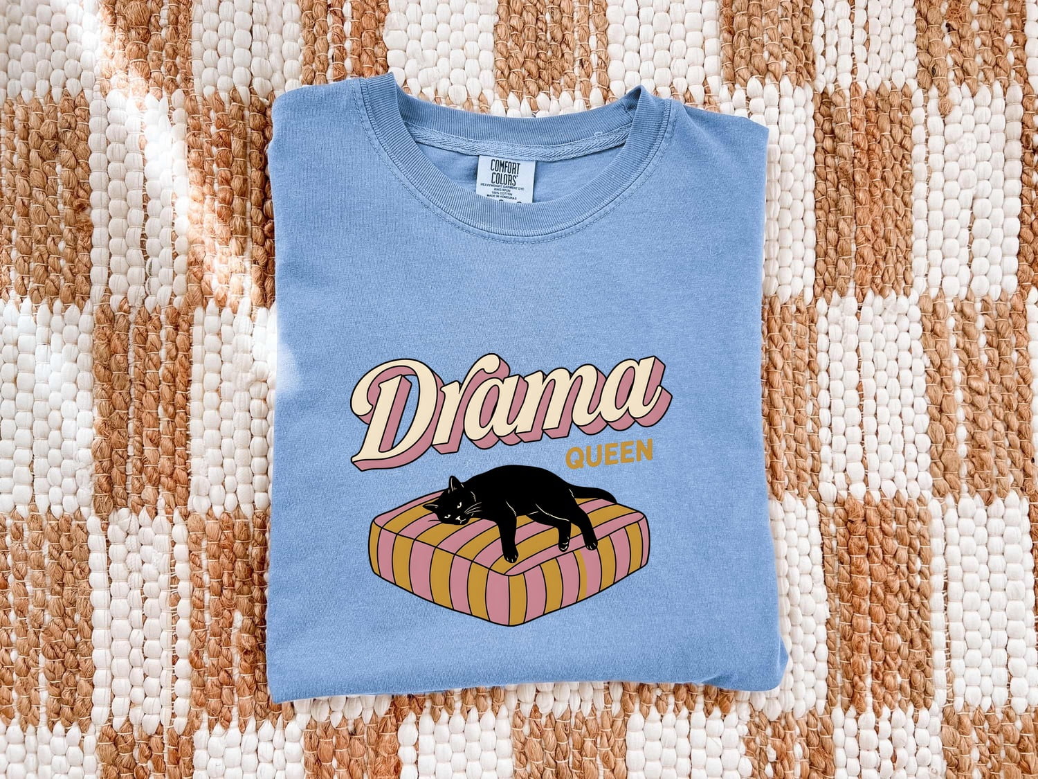 Black Cat Shirt for Women – Nostalgic Retro Humor Striped Throw Pillow Graphic Tee