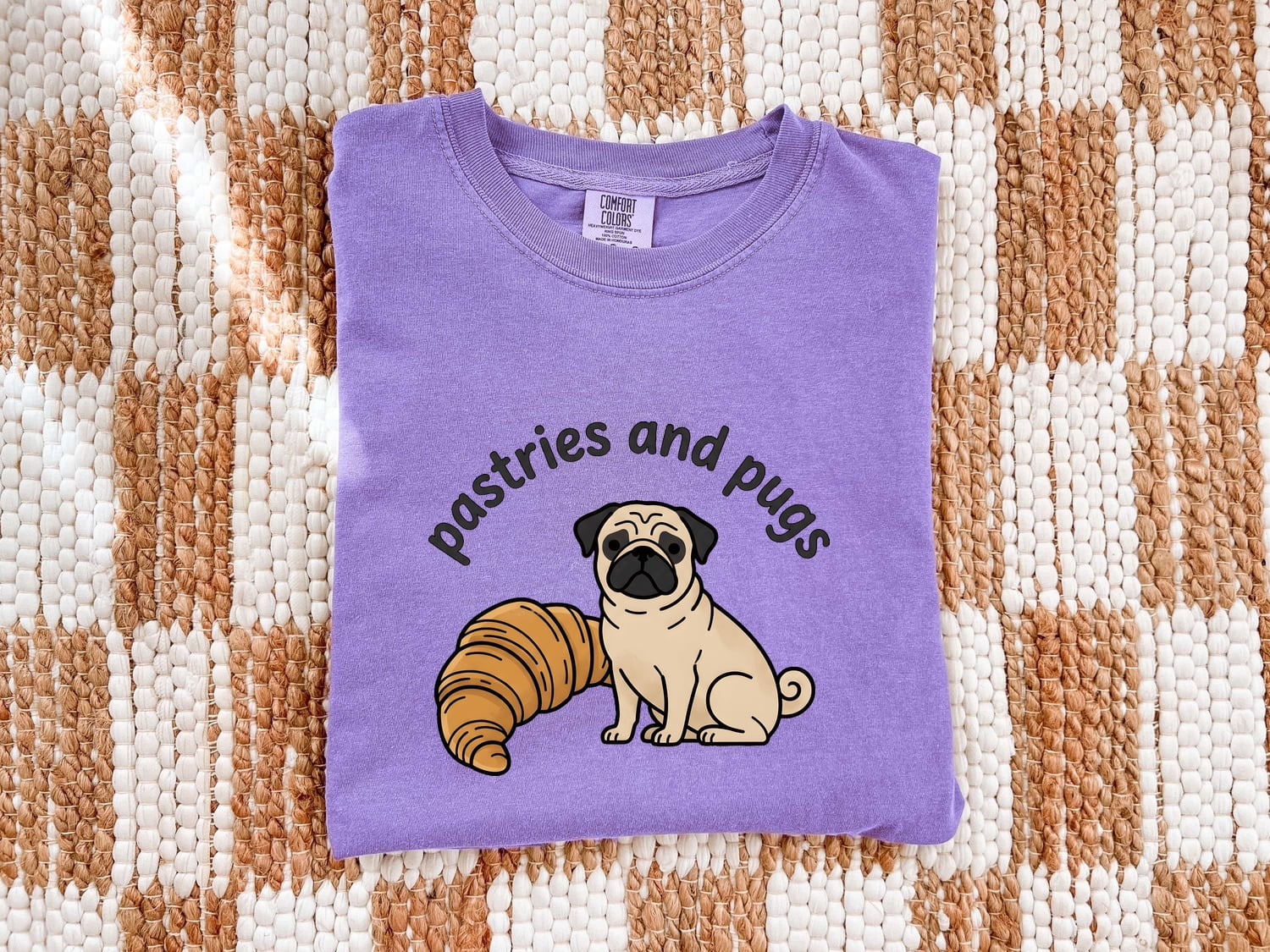 Pug Bakery Shirt Coffee Puppy Gift Women Whimsical Tee Dog Bakery T-Shirt Coffee Fan Cute Tshirt Puppy Illustration Minimal Bread Tshirt