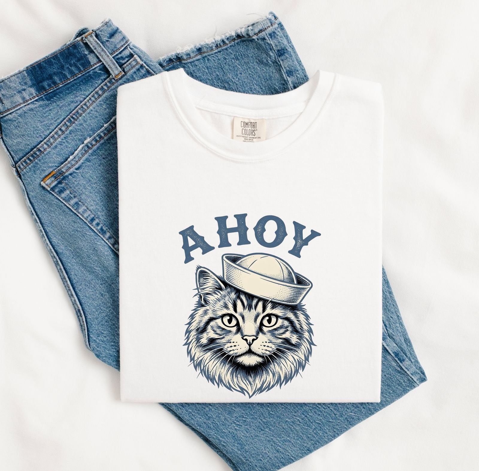 Sailor Cat Shirt Cat Nautical Gift Women Vintage Tee Kitty Cat T-Shirt Cat Fan Retro Tshirt Maritime Graphic Hand Drawn Sailor Hat Tshirt