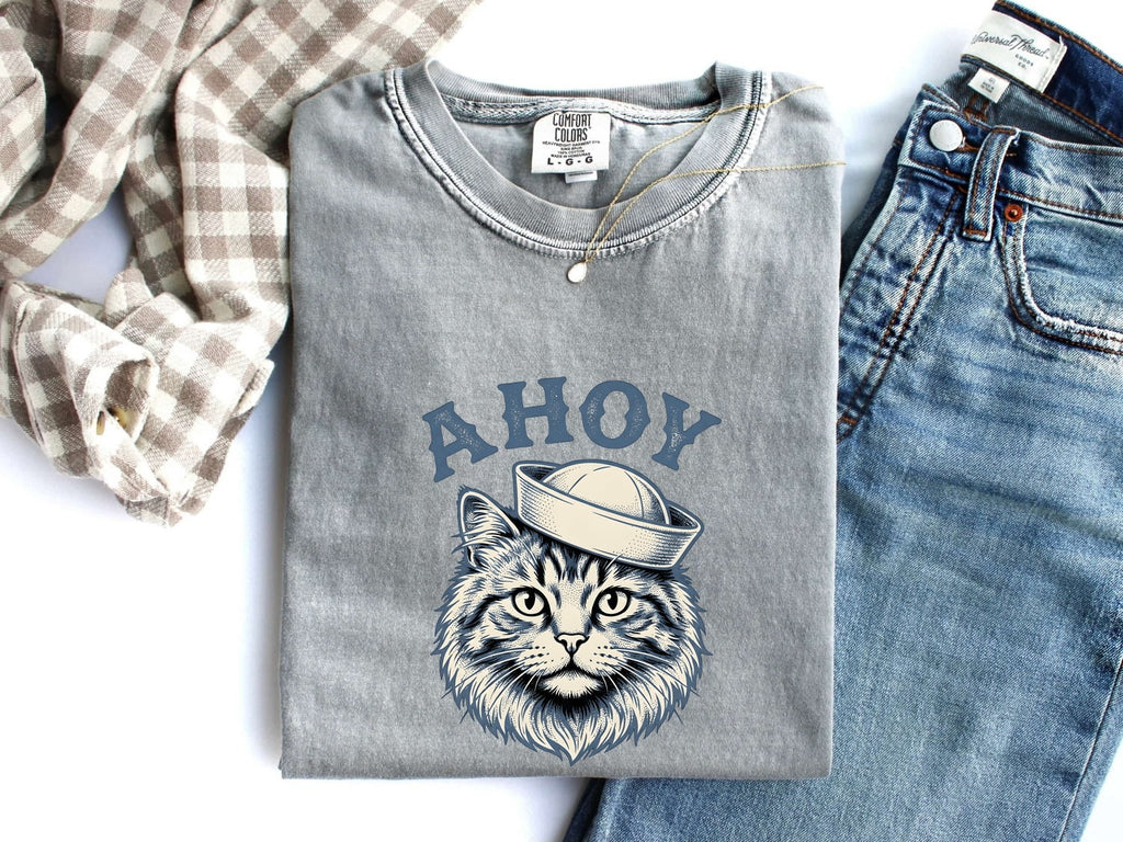Sailor Cat Shirt Cat Nautical Gift Women Vintage Tee Kitty Cat T-Shirt Cat Fan Retro Tshirt Maritime Graphic Hand Drawn Sailor Hat Tshirt