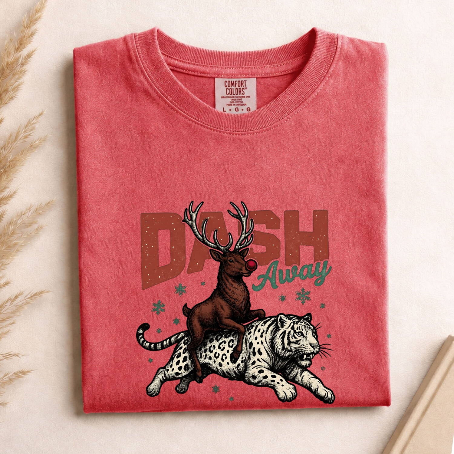 Elk Frost Feline Shirt Christmas Creatures Gift Women Antique Tee Cat T-Shirt Xmas Fan Vintage Tshirt Beast Graphic Outline Ice Tshirt